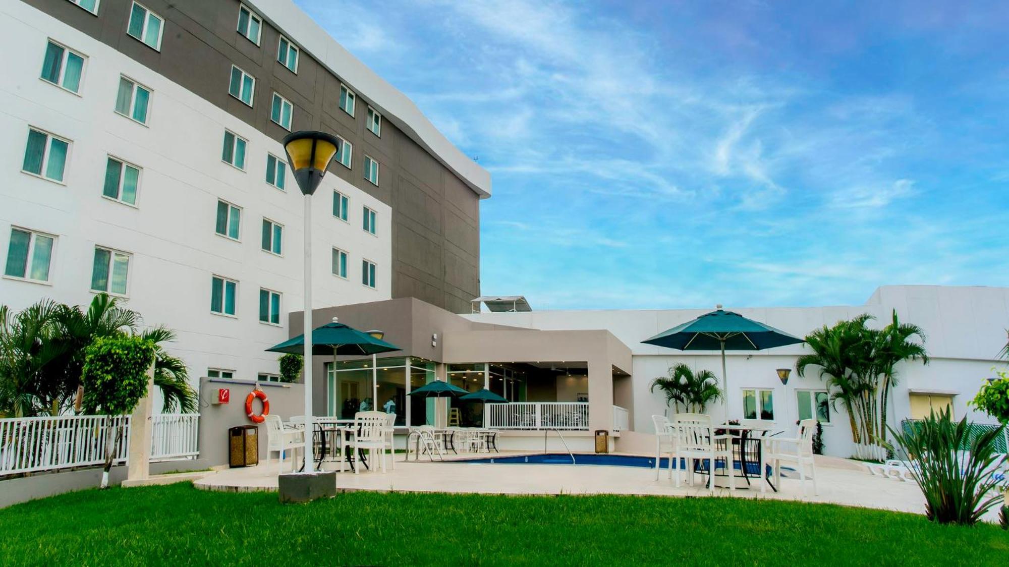 Hotel Express By Ihg 4*